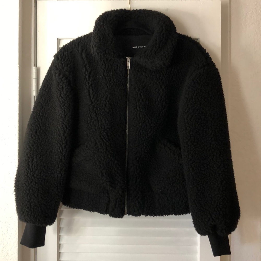 Who What Wear Black Teddy Bear jacket size M.